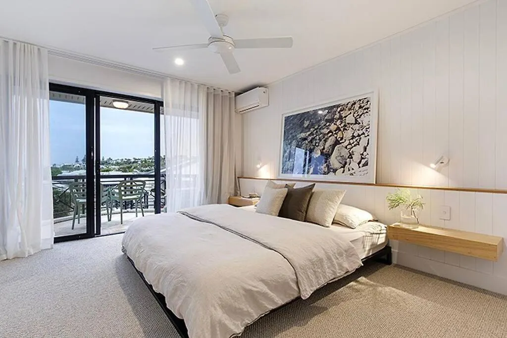 'Sunrise Luxury Beach Retreat, Easy Walk To Beach Sunrise Beach 0*,  Australia