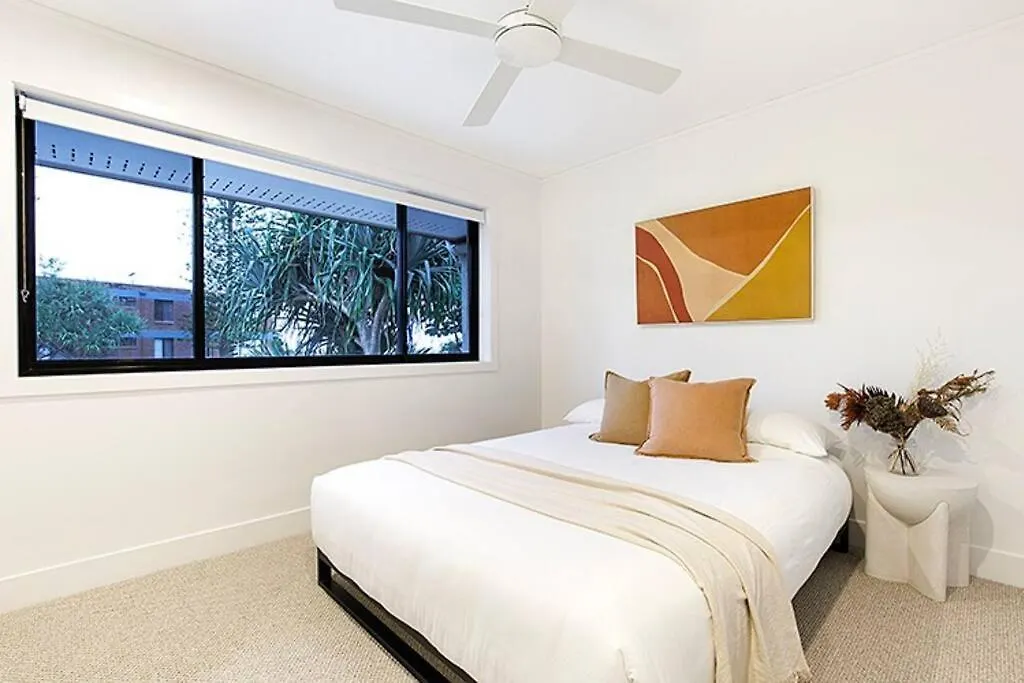 'Sunrise Luxury Beach Retreat, Easy Walk To Beach Sunrise Beach 0*,